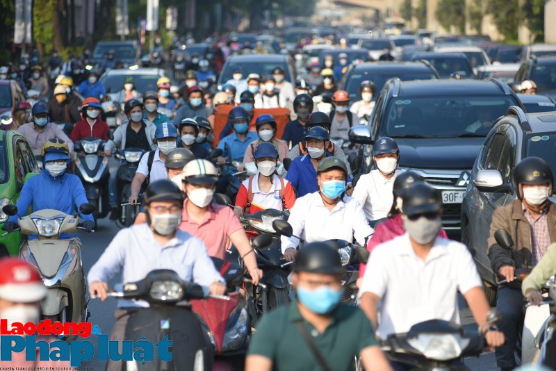 Hà Nội: Cần tháo gấp ùn tắc giao thông tại Ngã Tư Sở