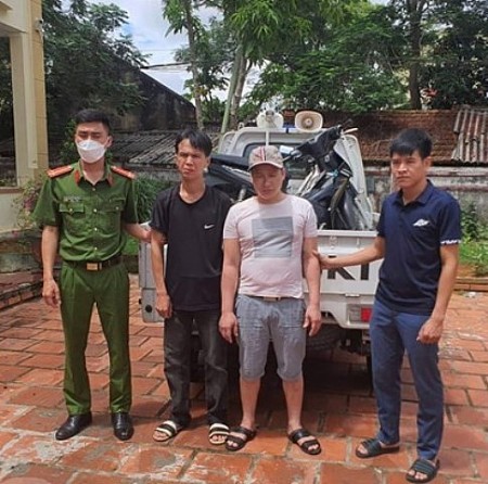 Hà Tĩnh: Bắt 2 đối tượng trộm cắp xe máy
