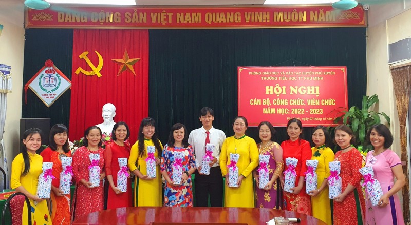 Công đoàn khối trường học huyện Phú Xuyên hoàn thành Hội nghị cán bộ, công chức, viên chức