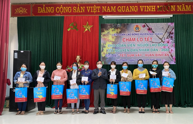 Quảng Nam: Dành 500 triệu đồng để tặng quà cho công nhân lao động dịp Tết