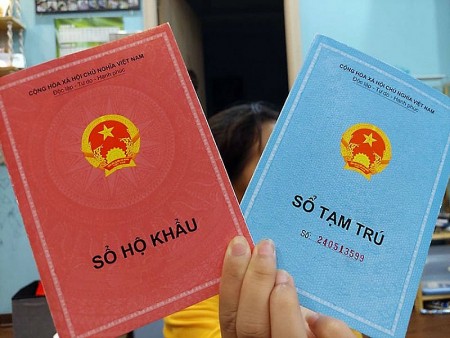 Sổ hộ khẩu cũ có bị thu hồi sau khi Luật Cư trú năm 2020 có hiệu lực?