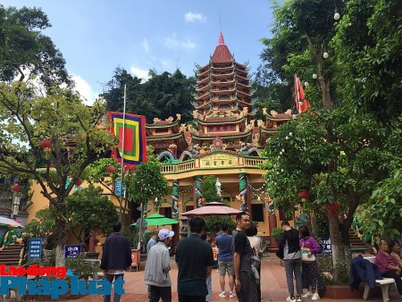 Quản lý, sử dụng tiền công đức phải bảo đảm phù hợp với quy định của pháp luật
