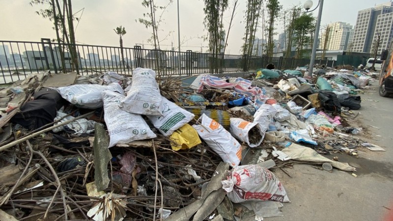 Hà Nội: Kiểm tra, xử lý nạn đổ trộm chất thải và đốt rác thải gây ô nhiễm môi trường