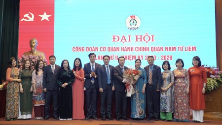 Công đoàn Cơ quan hành chính quận Nam Từ Liêm: Chú trọng công tác phát triển đảng viên