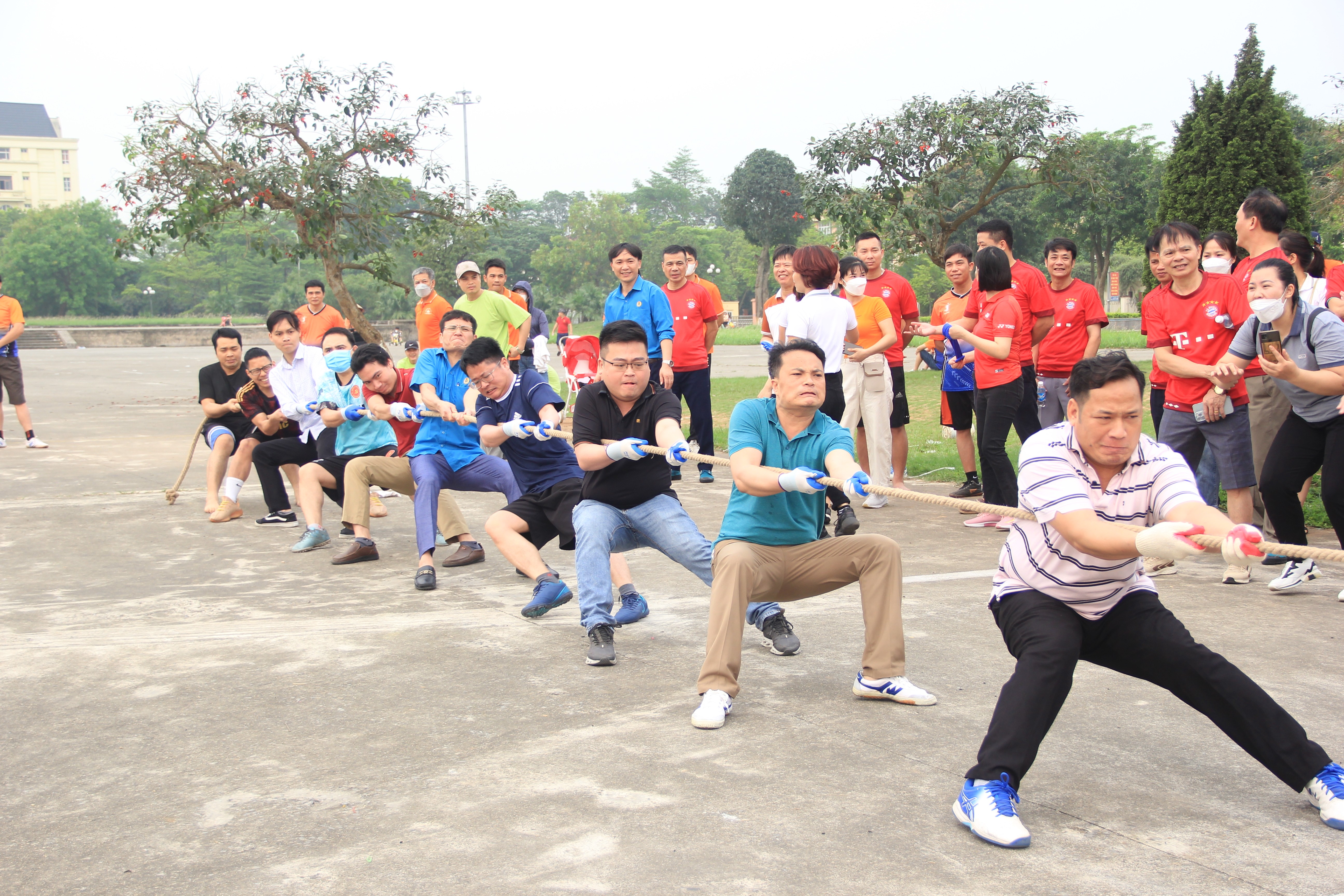 Hơn 1.000 vận động viên tham dự Hội khỏe công nhân, viên chức, lao động huyện Mê Linh