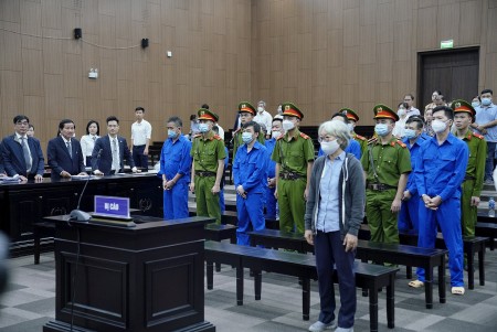 Cựu Chủ tịch UBND tỉnh Bình Thuận bị đề nghị mức án 5-6 năm tù