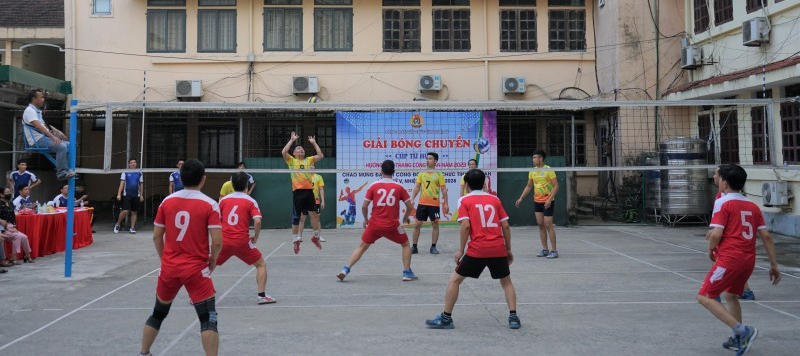 Sôi nổi Giải bóng chuyền Cúp “Tứ Hùng” do Công đoàn Viên chức tỉnh Nghệ An tổ chức