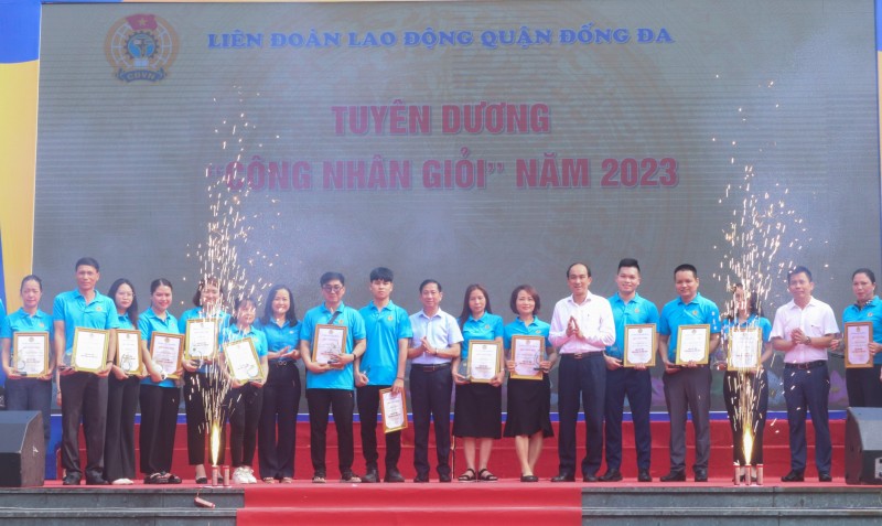 Phiên giao dịch việc làm quận Đống Đa năm 2023: Kết nối hơn 2.600 chỉ tiêu đa dạng ngành nghề Phiên giao dịch việc làm quận Đống Đa năm 2023: Kết nối hơn 2.600 chỉ tiêu đa dạng ngành nghề