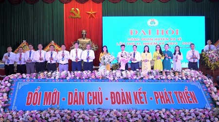 Tổ chức thành công Đại hội Công đoàn huyện Ba Vì lần thứ XI