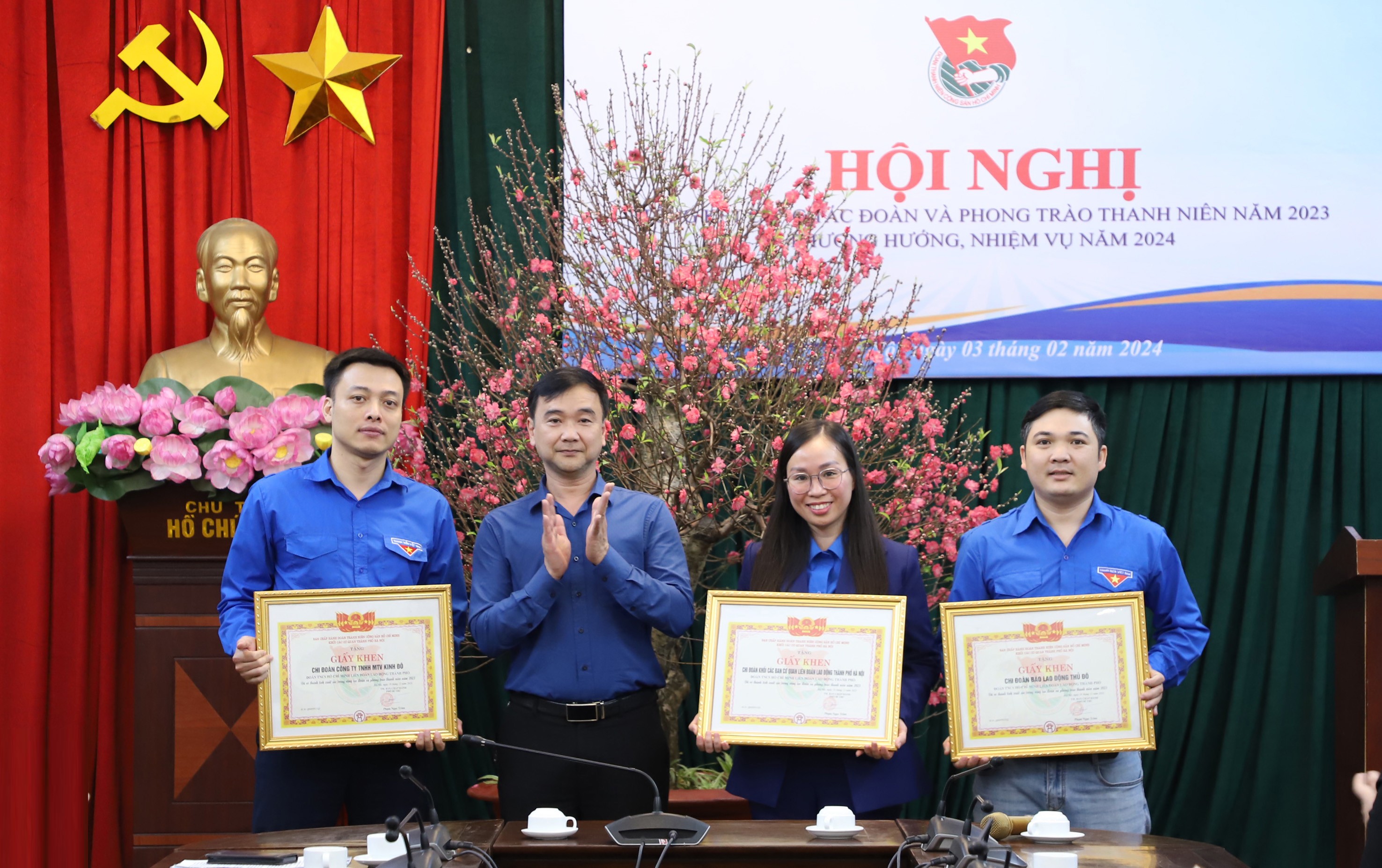 Phát huy tinh thần xung kích của đoàn viên thanh niên Cơ quan LĐLĐ thành phố Hà Nội