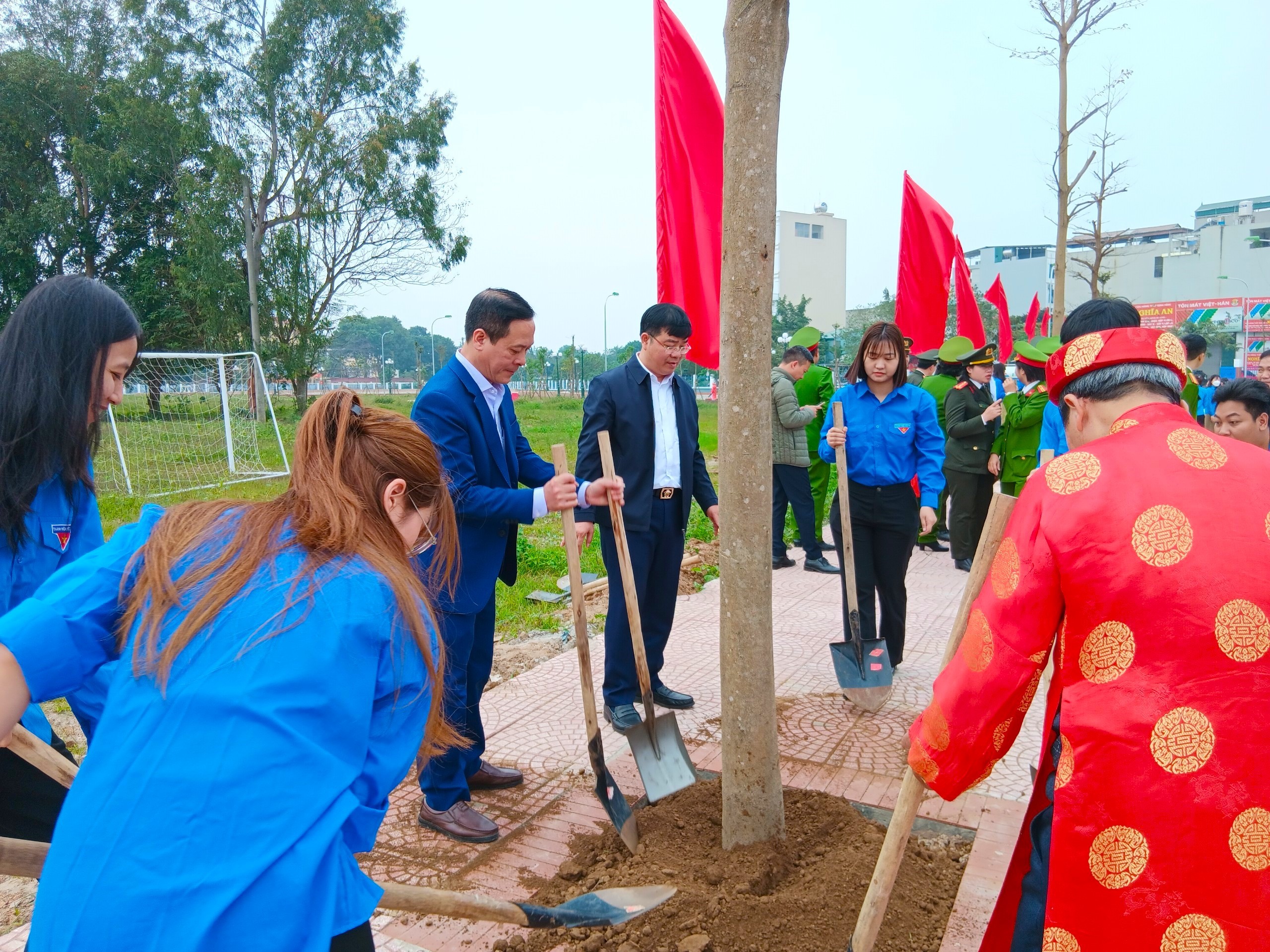 Huyện Thanh Trì: Phát động Tết trồng cây Xuân Giáp Thìn 2024