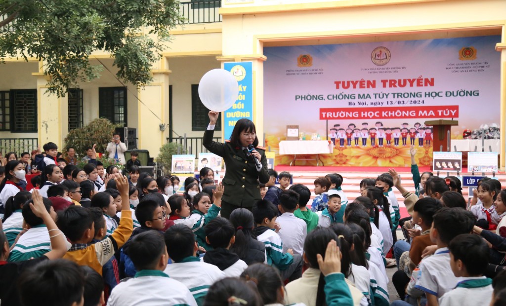 Huyện Thường Tín: Gần 1.000 học sinh được tuyên truyền tác hại của ma túy