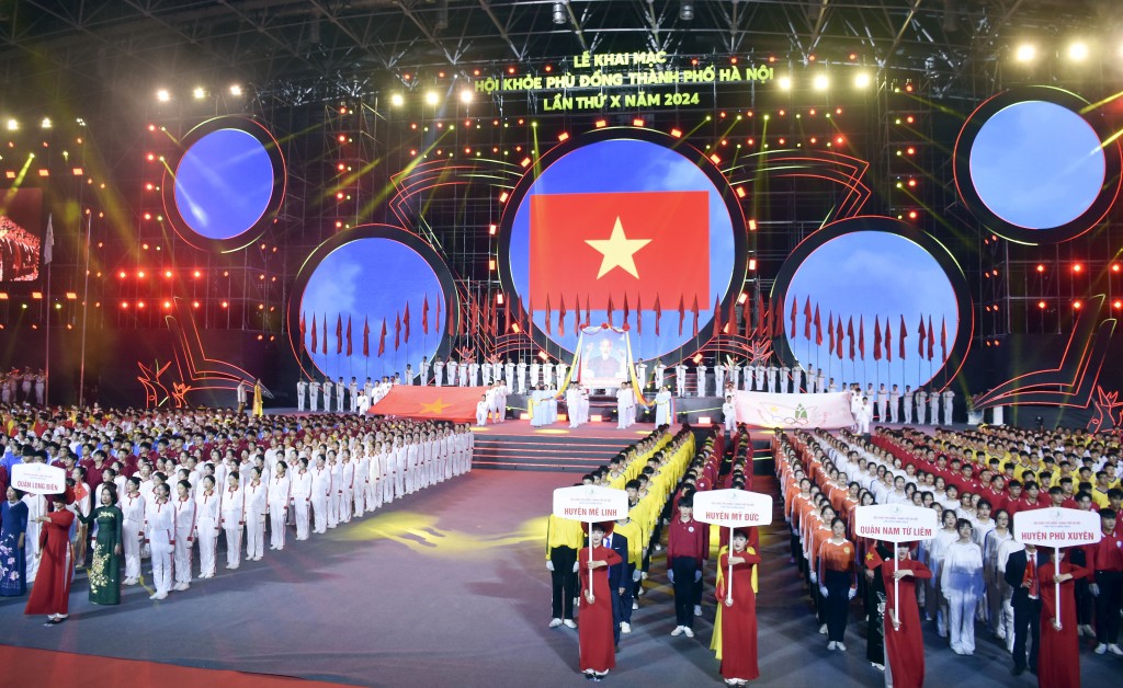 Những hình ảnh ấn tượng tại Lễ khai mạc Hội khỏe Phù Đổng thành phố Hà Nội lần thứ X Những hình ảnh ấn tượng tại Lễ khai mạc Hội khỏe Phù Đổng thành phố Hà Nội lần thứ X