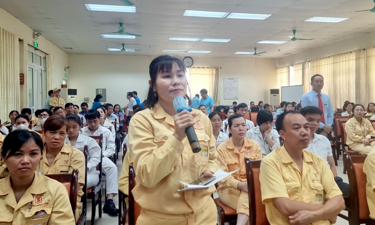 TRỰC TUYẾN: Chuyên đề "Tìm hiểu pháp luật lao động, ATVSLĐ, nhận diện lừa đảo trực tuyến và cách phòng ngừa"