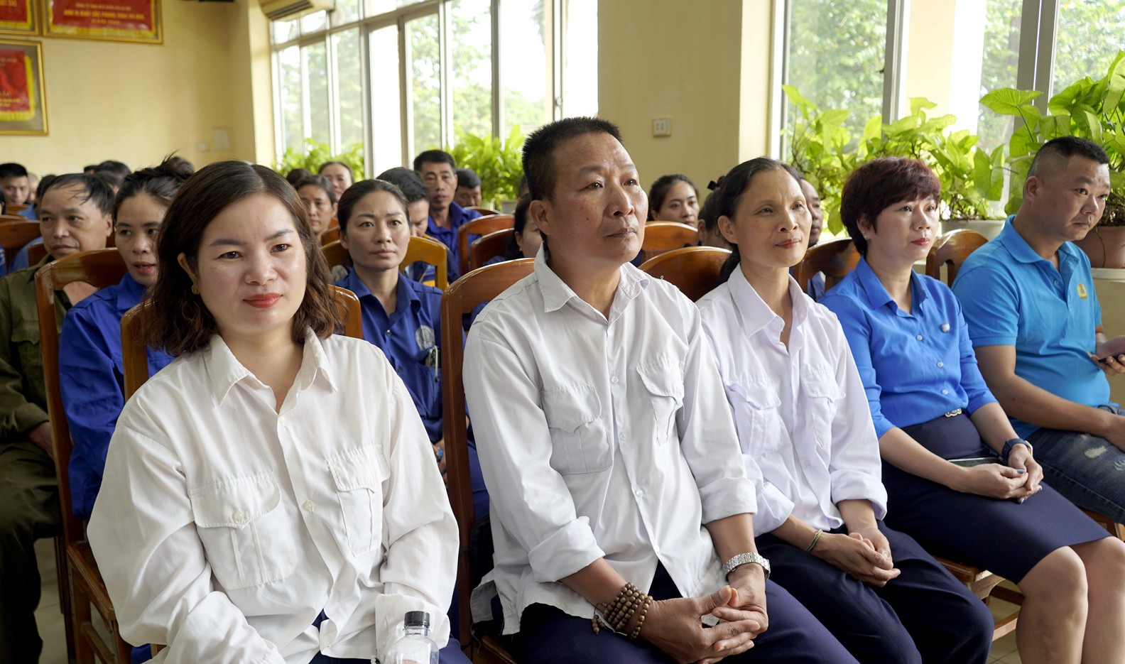 TRỰC TUYẾN: Chuyên đề "Phổ biến pháp luật về An toàn vệ sinh lao động và bảo hiểm xã hội”