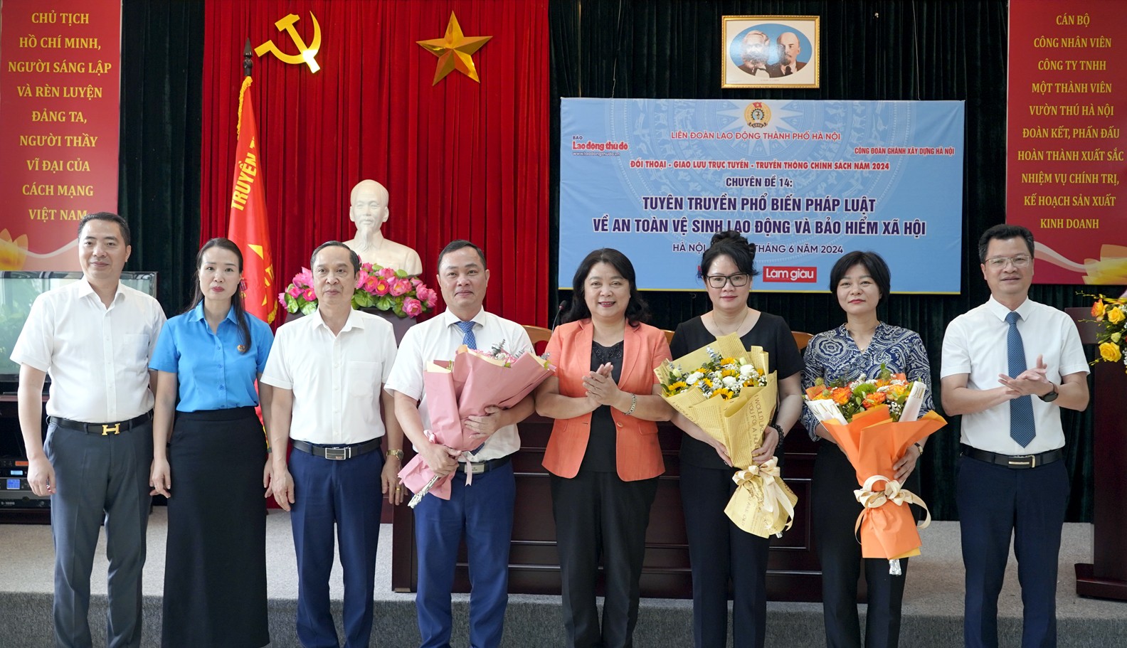 TRỰC TUYẾN: Chuyên đề "Phổ biến pháp luật về An toàn vệ sinh lao động và bảo hiểm xã hội”