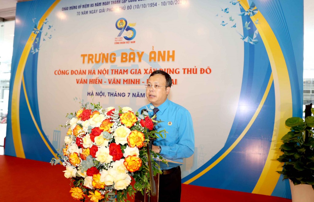 TRỰC TUYẾN: Trang trọng Chương trình kỷ niệm 95 năm Ngày thành lập Công đoàn Việt Nam