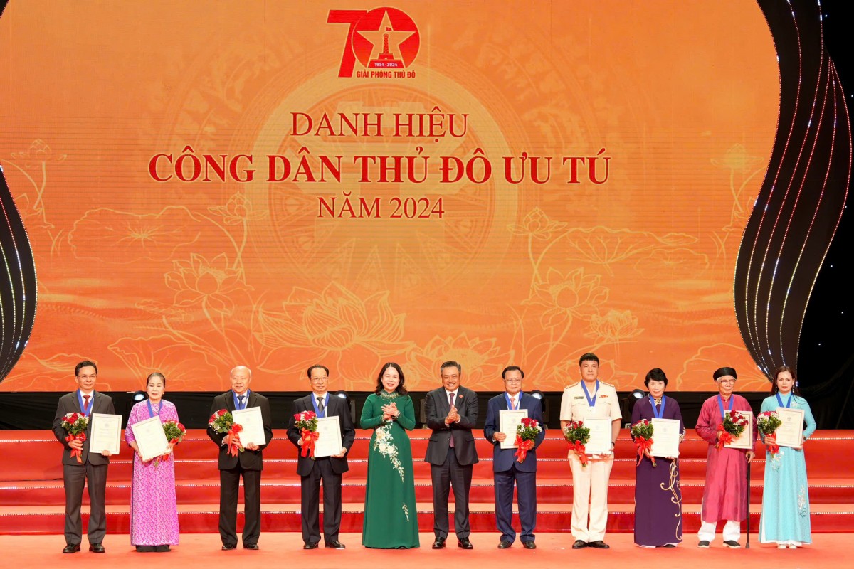 Biểu dương 70 điển hình tiên tiến, người tốt - việc tốt và vinh danh “Công dân Thủ đô ưu tú” năm 2024