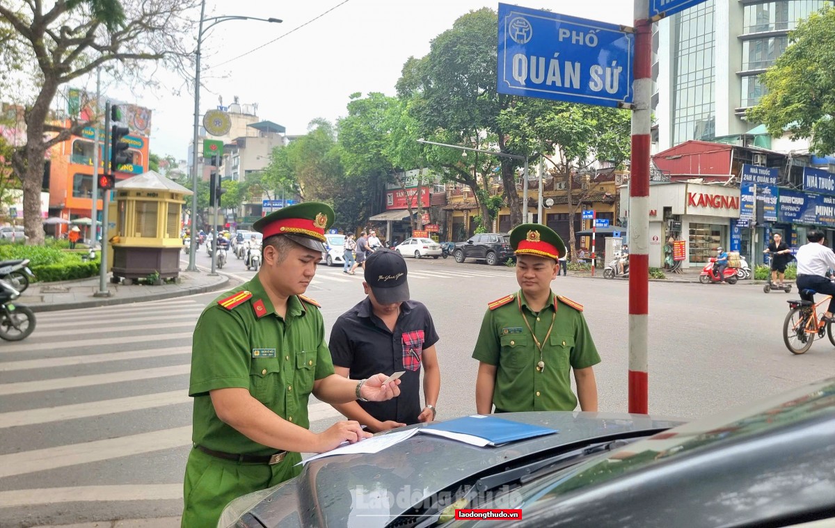 Hà Nội: Tăng cường bảo đảm trật tự, an toàn giao thông dịp Lễ 30/4 - 1/5