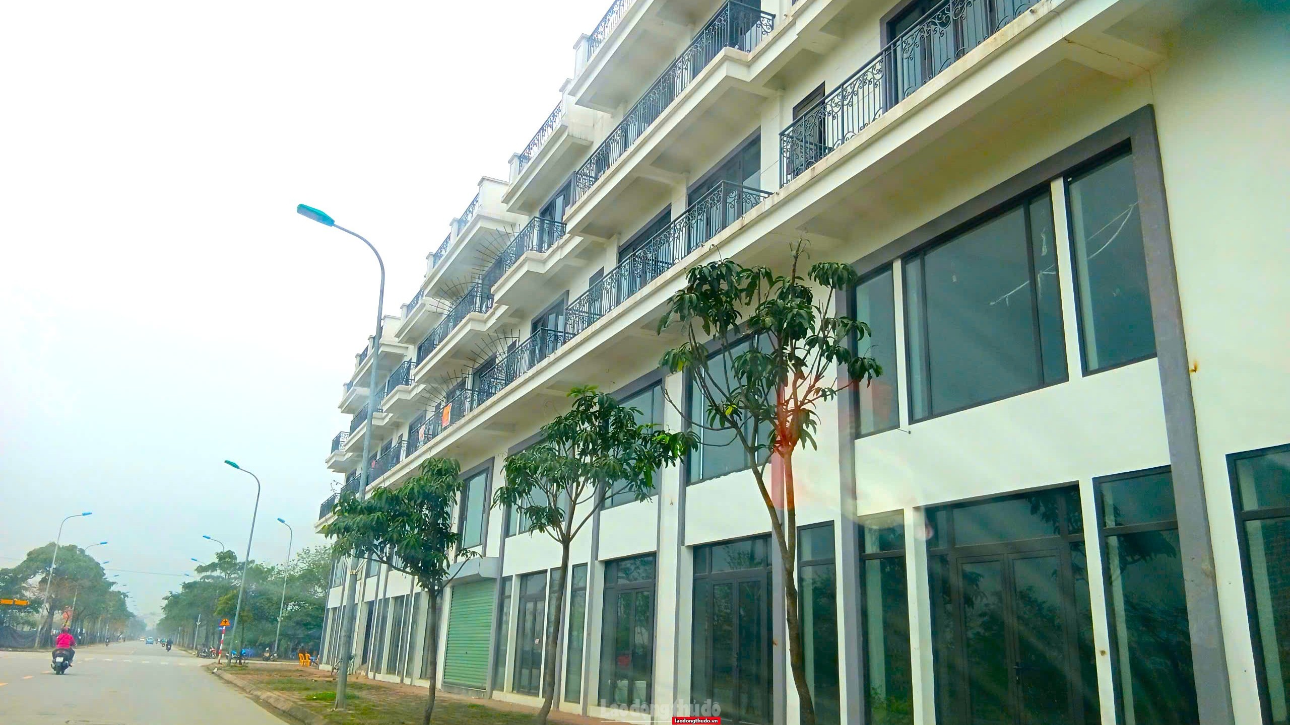 Thuế 20% lãi chuyển nhượng bất động sản: Cẩn trọng kẻo “siết” luôn thị trường