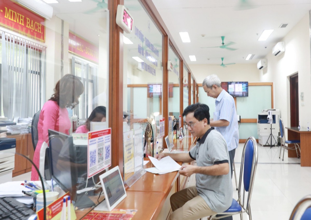 2 nhóm cán bộ phải nghỉ việc trước thời điểm kết thúc sắp xếp đơn vị hành chính