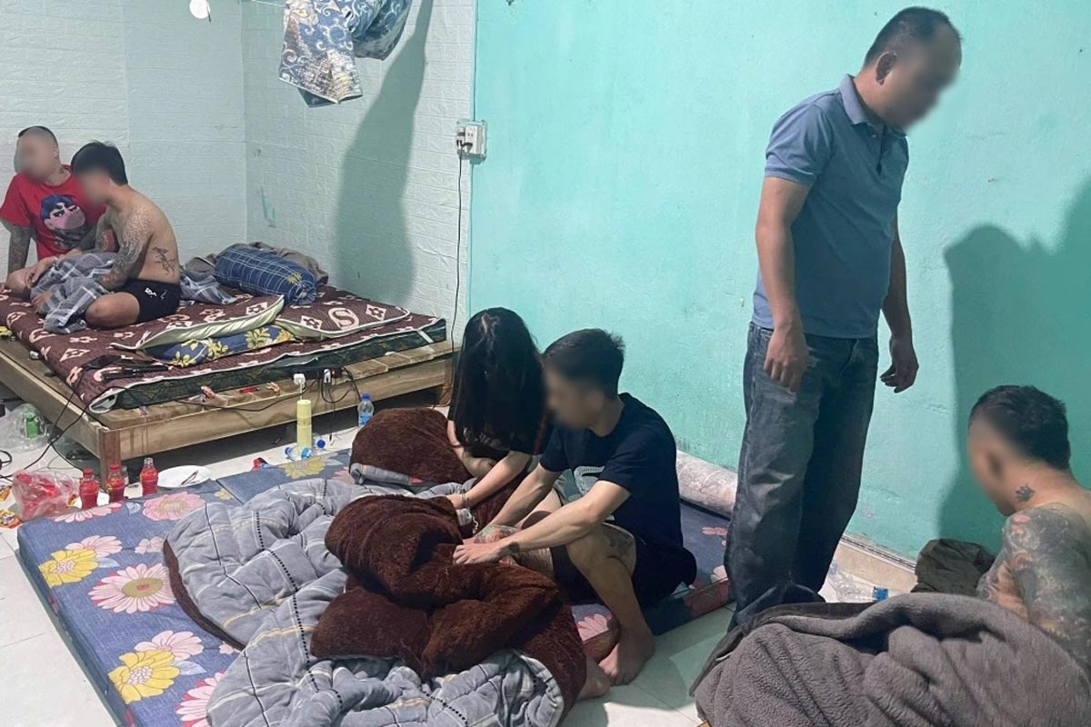 6 nam nữ sử dụng ma túy trong phòng trọ bị bắt quả tang