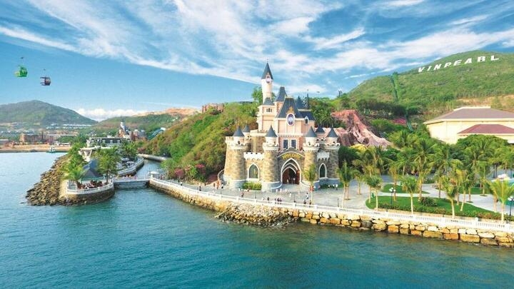 Cổ phiếu Vinpearl tăng trần ngay ngày đầu lên sàn