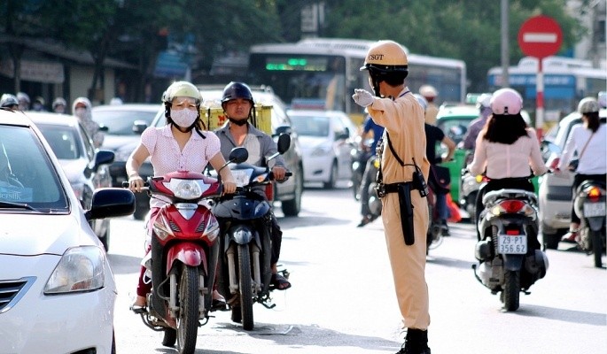 Hà Nội tăng cường triển khai Luật Trật tự, an toàn giao thông đường bộ
