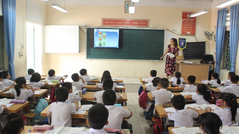 Từ năm 2026, tuyển sinh lớp 1, lớp 6 toàn quốc sẽ áp dụng nguyên tắc “gần nhà”