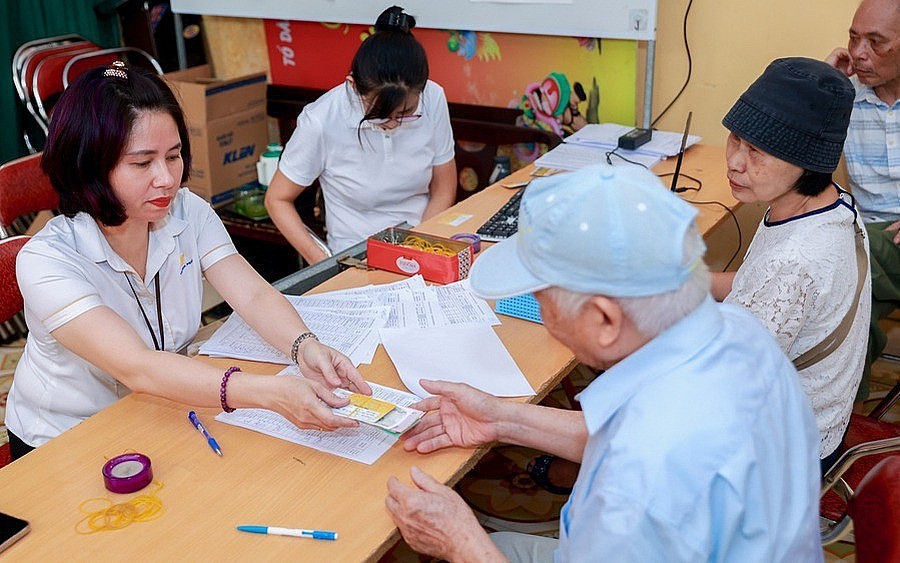 Từ 1/7/2025: Người lao động chỉ cần 15 năm đóng BHXH để hưởng lương hưu