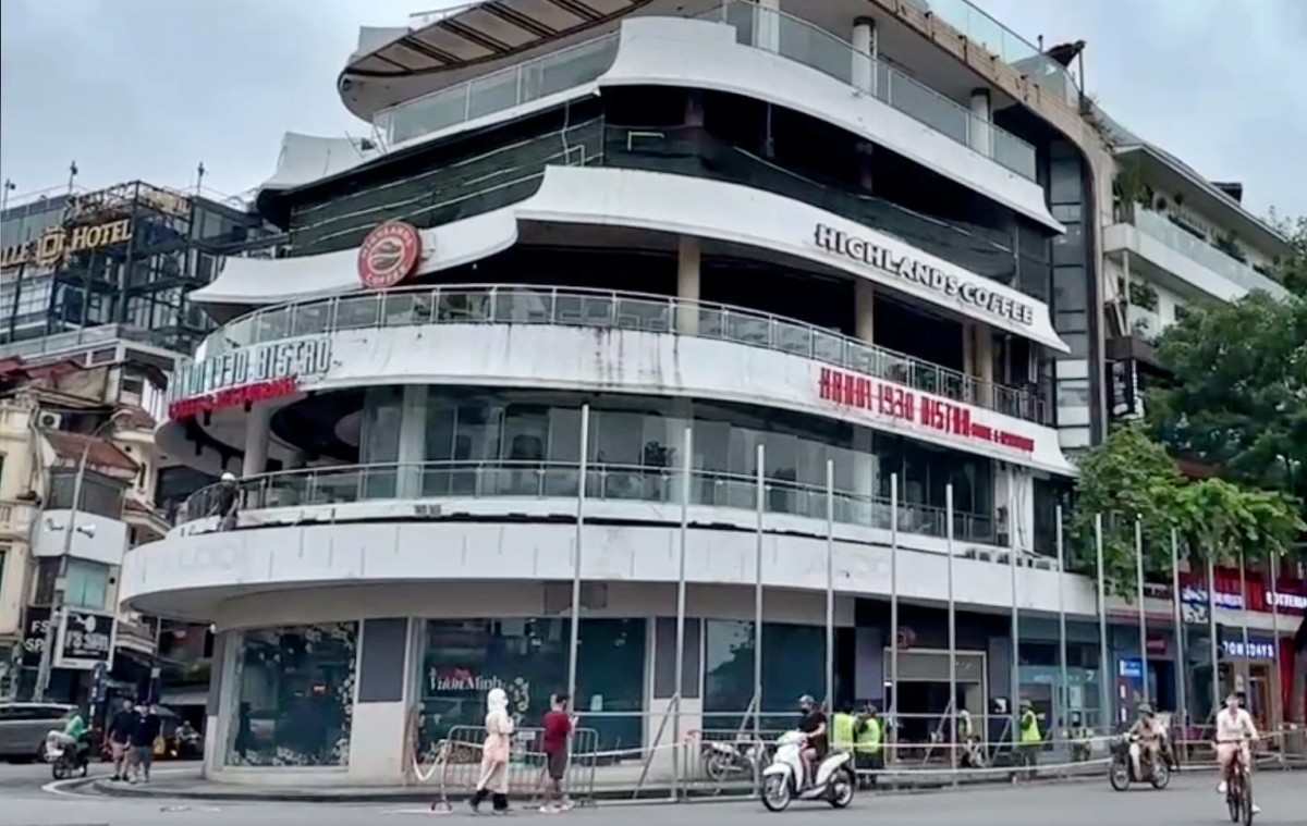 Quận Hoàn Kiếm chuẩn bị tiến hành phá dỡ tòa nhà Hàm cá mập