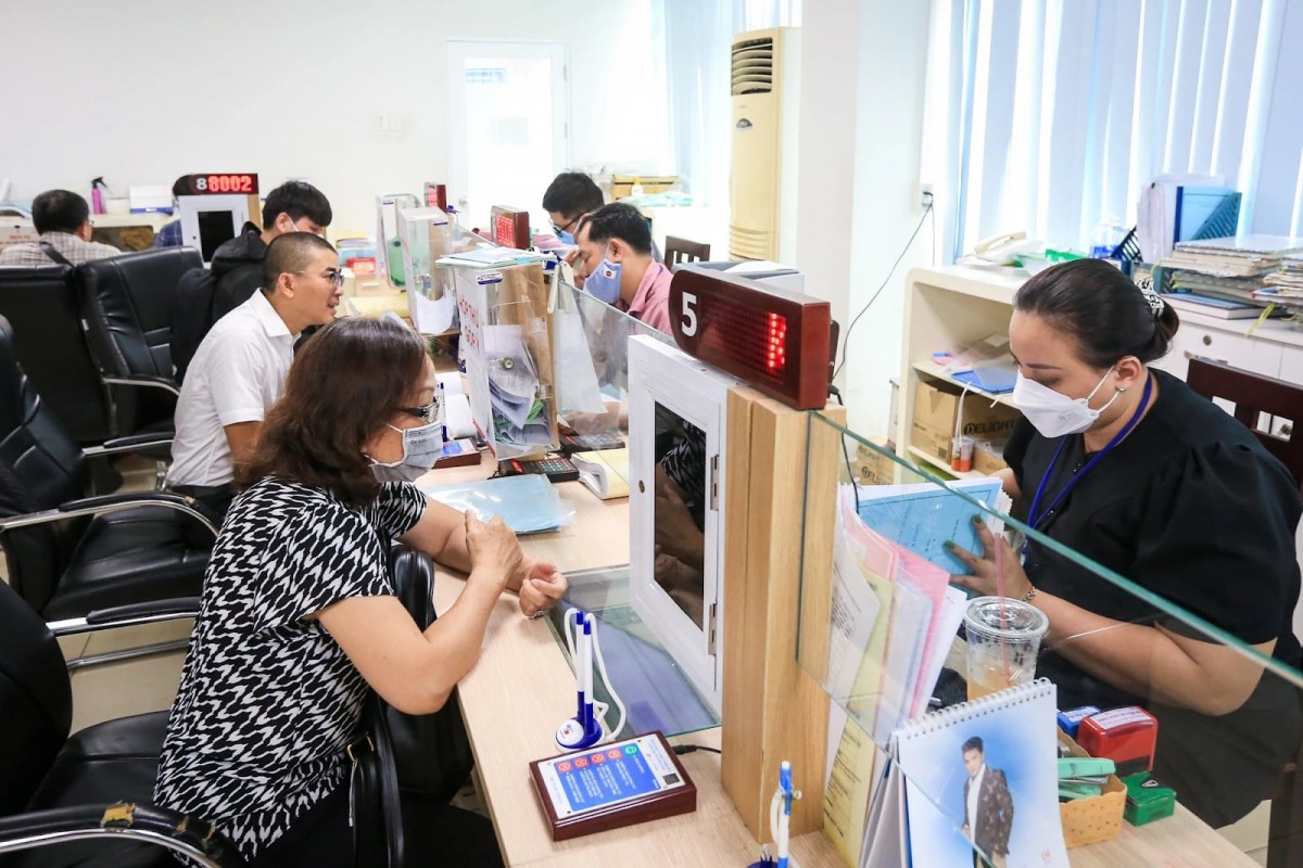 Đề xuất cho thôi việc đối với công chức có 1 năm không hoàn thành nhiệm vụ