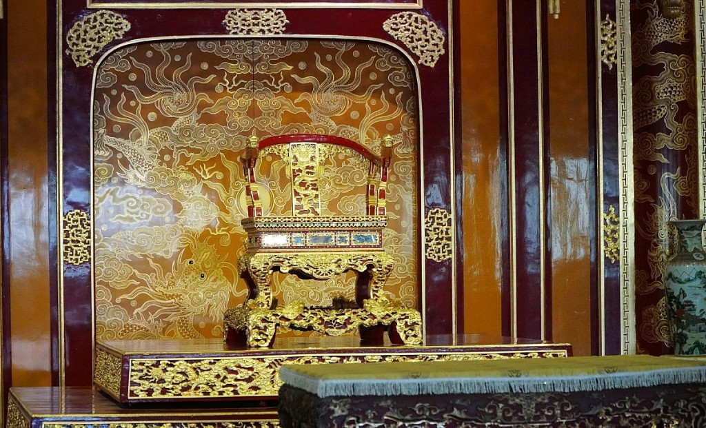 Bộ Văn hóa, Thể thao và Du lịch yêu cầu tăng cường bảo vệ và phát huy giá trị bảo vật quốc gia