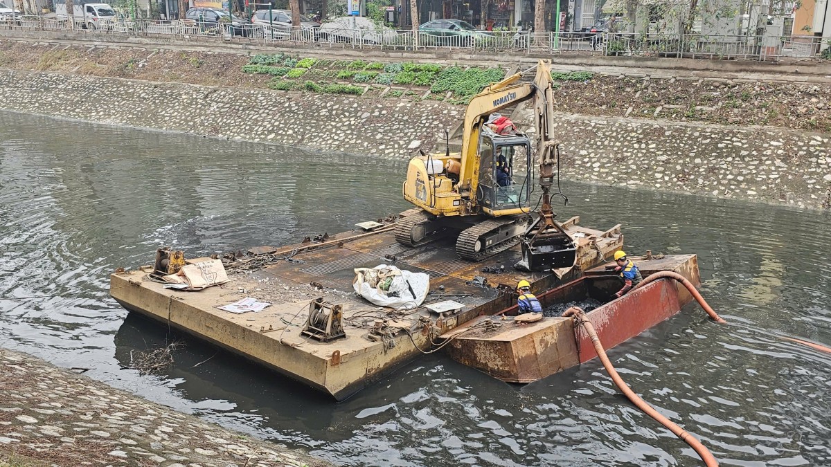 Hà Nội: Từng bước giải quyết bài toán thoát nước mùa mưa Hà Nội: Từng bước giải quyết bài toán thoát nước mùa mưa