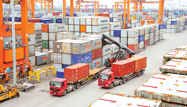 Việt Nam xuất siêu 4,67 Tỷ USD trong 5 tháng đầu năm 2025