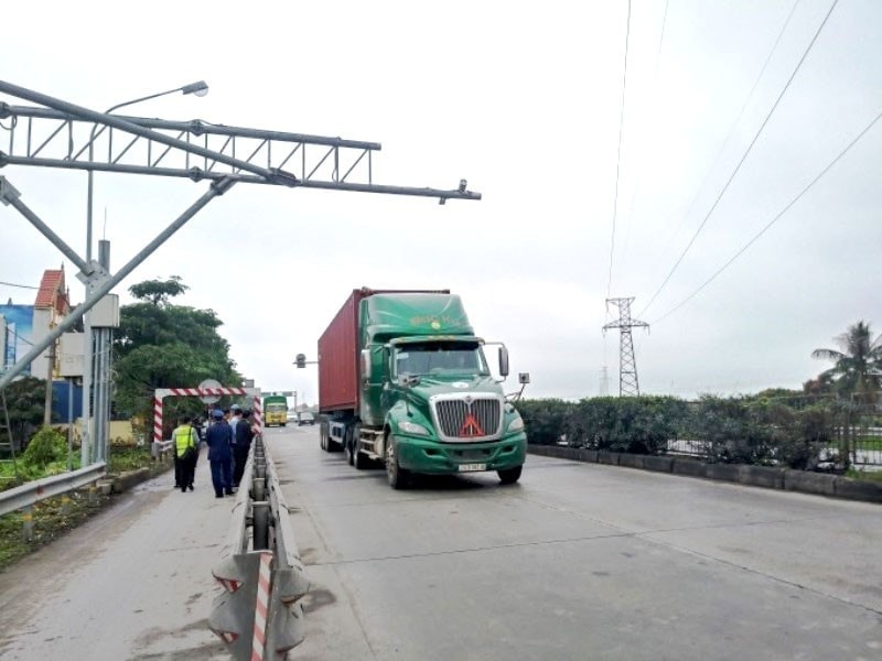Hà Nội chi hơn 264 tỷ đồng lắp đặt 4 điểm trạm cân điện tử tự động
