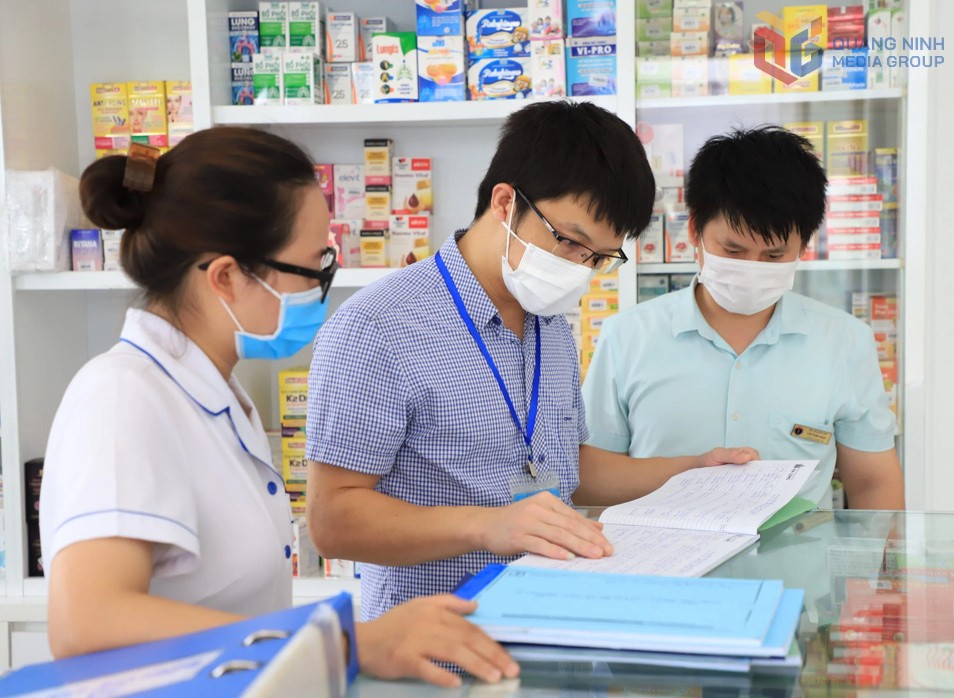 Sở Y tế Hà Nội yêu cầu siết chặt quản lý hành nghề và quảng cáo khám, chữa bệnh
