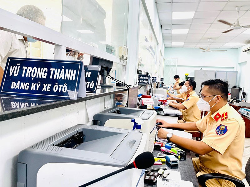 Đấu giá biển số xe: Thu về 6.400 tỷ đồng cho ngân sách Nhà nước