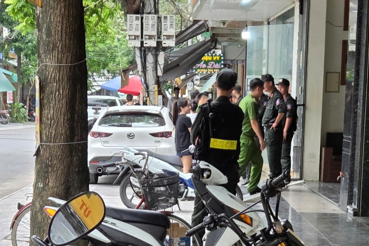 Cơ quan Công an phong tỏa, khám xét nhiều địa điểm liên quan đến Vi “ngộ”