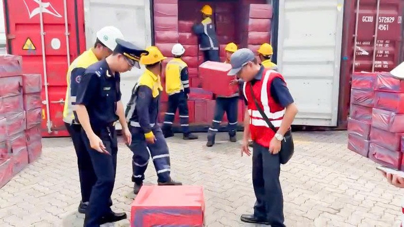 Hải quan triệt phá hàng loạt vụ buôn lậu thuốc lá điếu, thu giữ hơn 1,3 triệu bao trị giá hơn 65 tỷ đồng