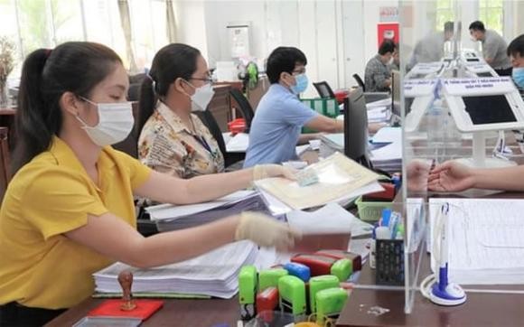 Loại bỏ hình thức giáng chức và hạ bậc lương với công chức từ 1/7