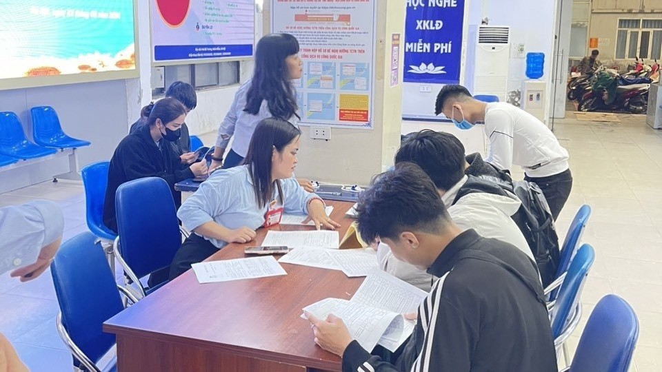 Luật Việc làm (sửa đổi): Mở rộng quyền lợi của người tham gia bảo hiểm thất nghiệp