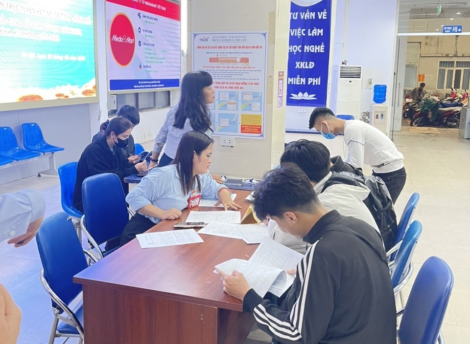 Luật Việc làm (sửa đổi): Mở rộng quyền lợi của người tham gia bảo hiểm thất nghiệp