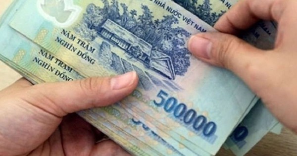 Chi tiết các mức khen thưởng đối với cá nhân, hộ gia đình và tập thể