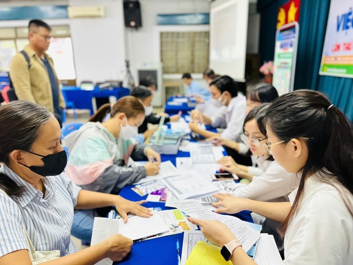 Chi tiết những trường hợp được giảm, miễn đóng phí công đoàn