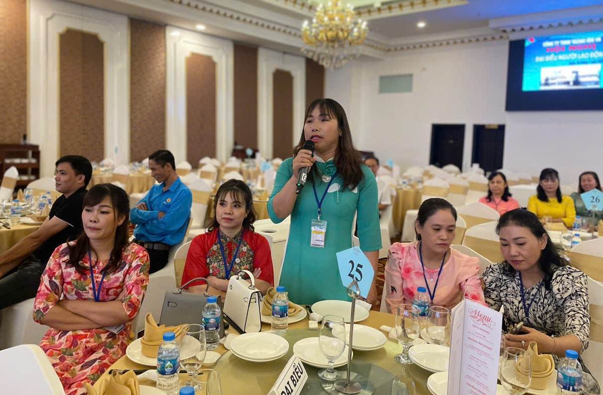 Lắng nghe người lao động - chìa khóa xây dựng môi trường làm việc bền vững