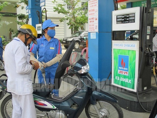 Thí điểm bán xăng sinh học E10 RON95 từ ngày 1/8