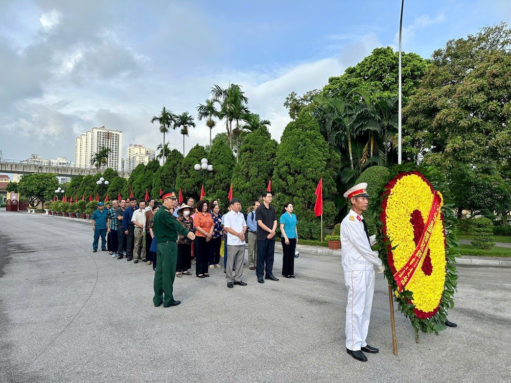 Phường Phú Thượng (Hà Nội): Tiếp nối truyền thống “Uống nước nhớ nguồn” Phường Phú Thượng (Hà Nội): Tiếp nối truyền thống “Uống nước nhớ nguồn”