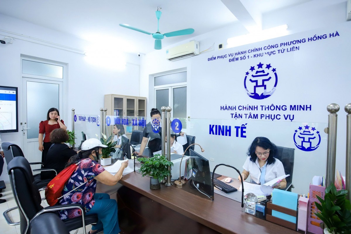 Xử lý nghiêm cán bộ, nhân viên nhận hối lộ, cố tình gây phiền hà để người dân phải tìm đến “cò giấy tờ” Xử lý nghiêm cán bộ, nhân viên nhận hối lộ, cố tình gây phiền hà để người dân phải tìm đến “cò giấy tờ”