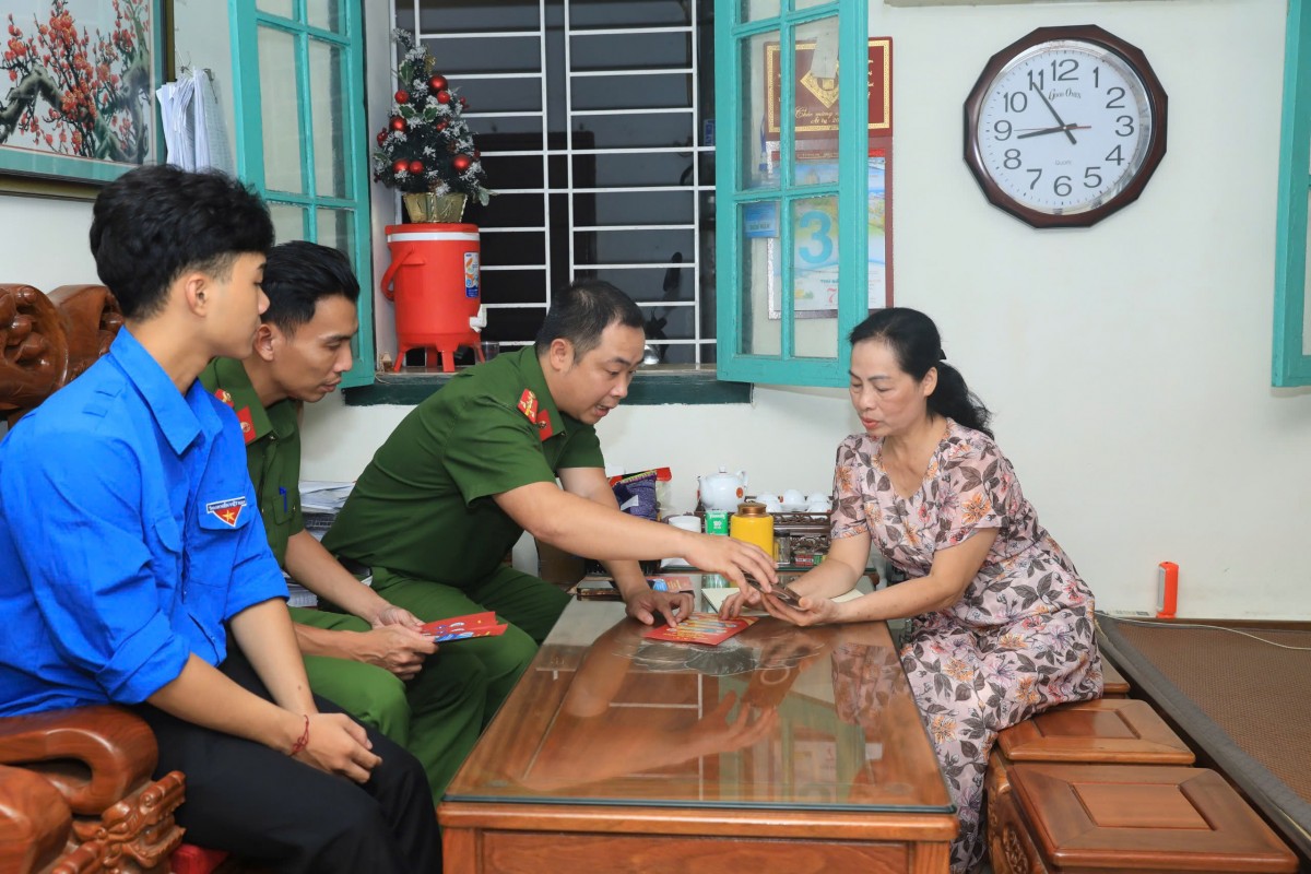 Huy động tổng lực cho Chiến dịch “45 ngày đêm” chuyển đổi số tại cơ sở